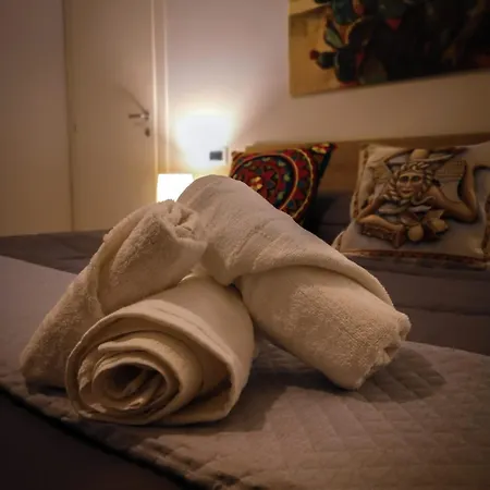 Quintino 57 Al Politeama - Tourist Lease Apartman *